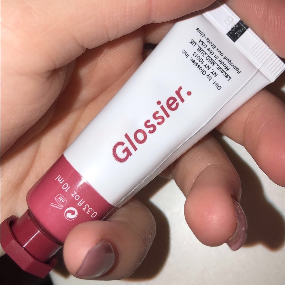 Glossier Cloud Paint